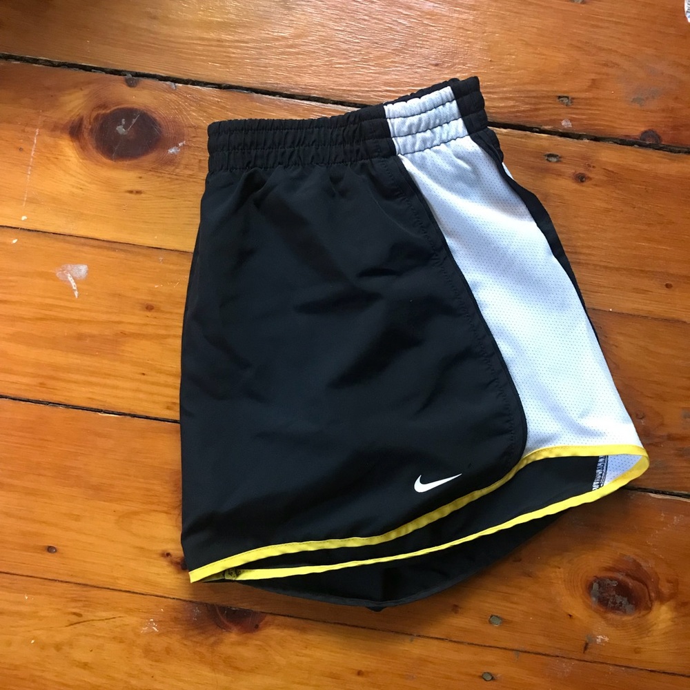 Nike Dri-Fit Livestrong Shorts